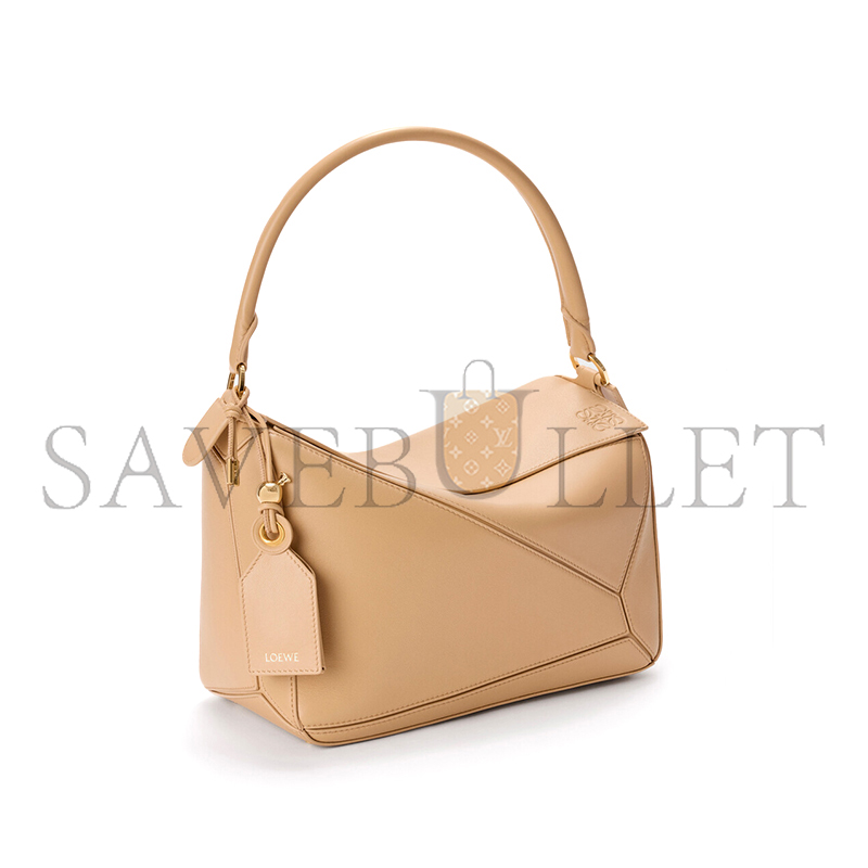 LOEWE MEDIUM FEATHERLIGHT PUZZLE BAG IN NAPPA LAMBSKIN A510PLMX02 (29*19.5*12cm)